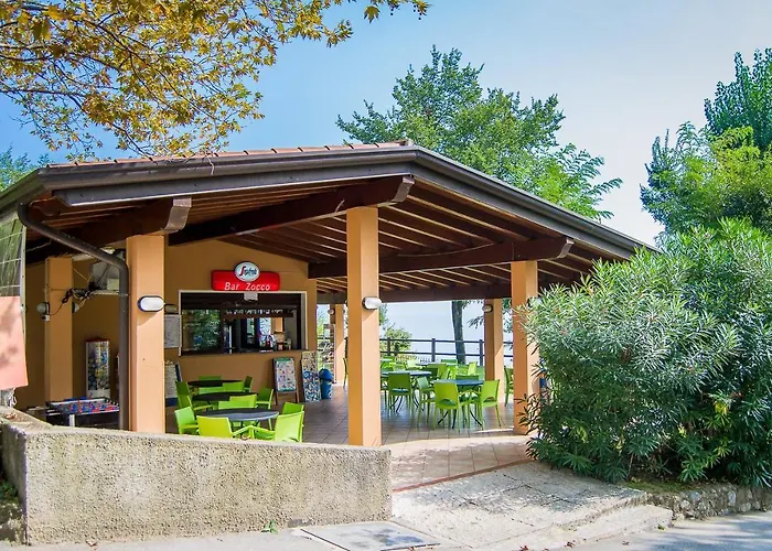 Ośrodek wypoczynkowy Zocco 2*